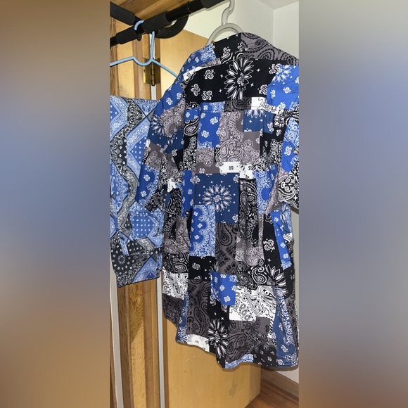 2 Piece Paisley Set - Picture 2 of 2